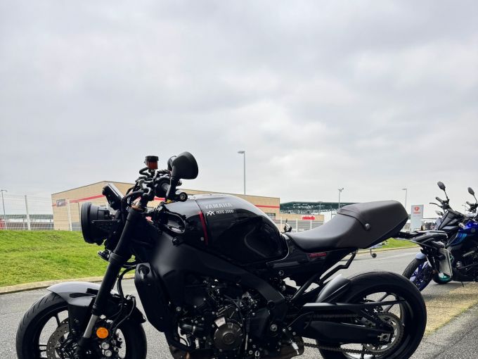 YAMAHA XSR 900 4