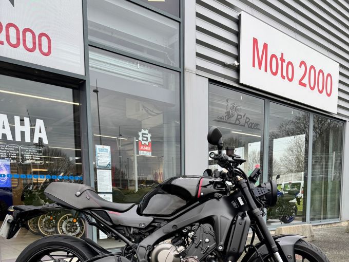 YAMAHA XSR 900 4