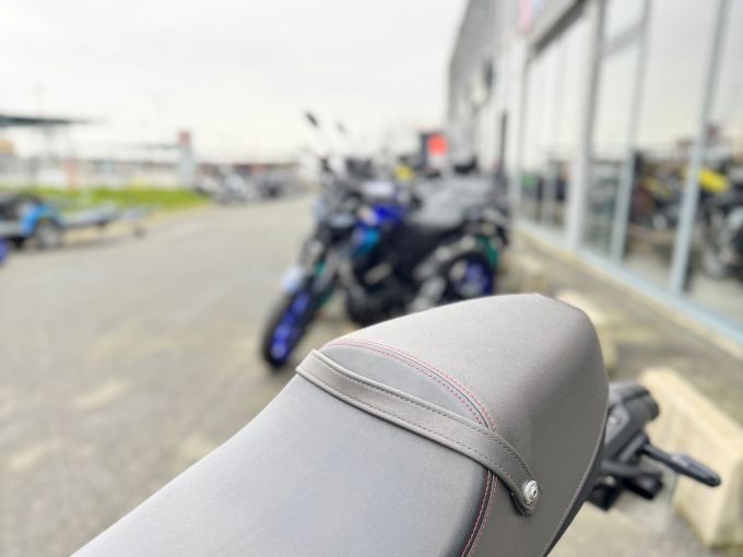 YAMAHA XSR 900 4