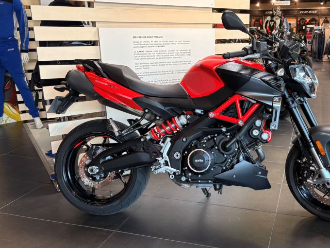 APRILIA SHIVER 900 ABS 4