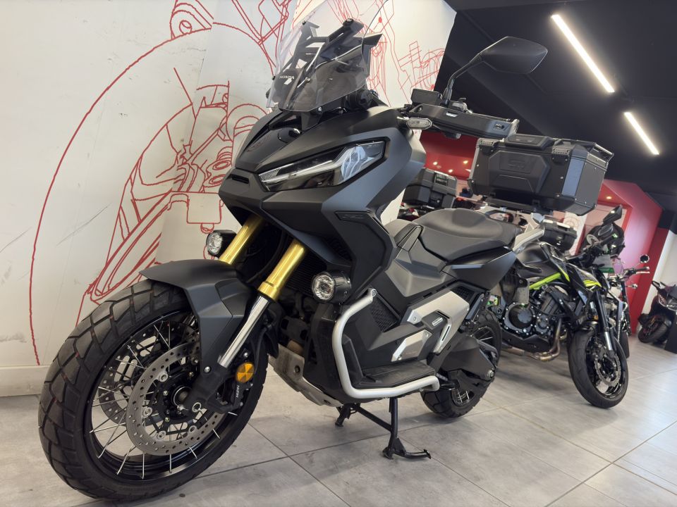 HONDA X-ADV 4