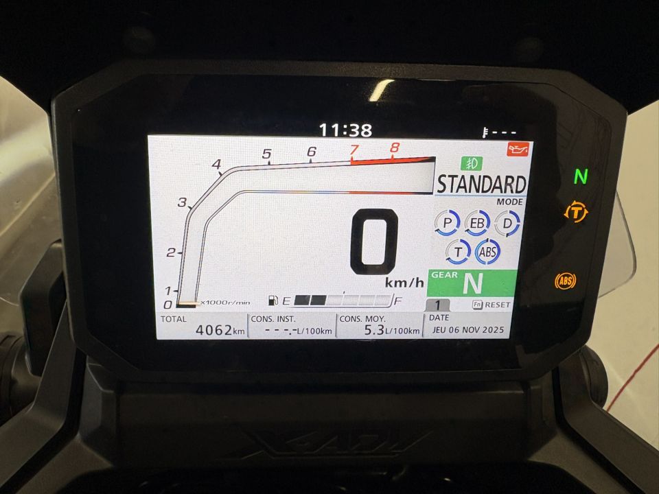 HONDA X-ADV 4