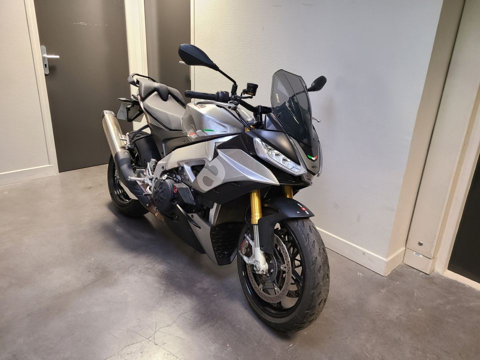 APRILIA TUONO 1100 V4 4