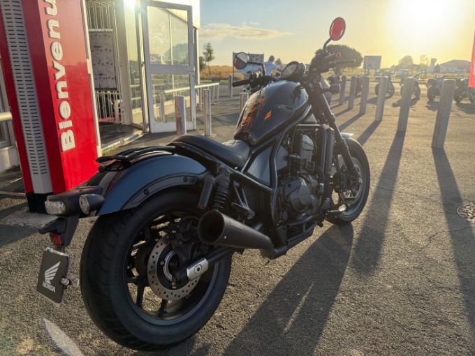 HONDA CMX1100 Rebel 4