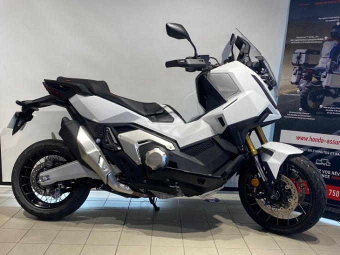 HONDA X-ADV 750 4