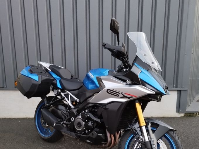 SUZUKI GSX-S 1000 GX 4