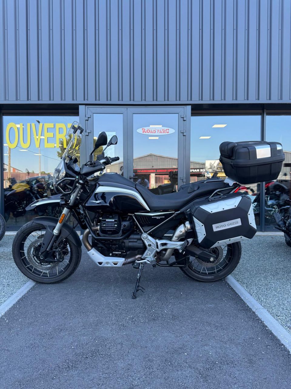 MOTO GUZZI V85 TT 850 4