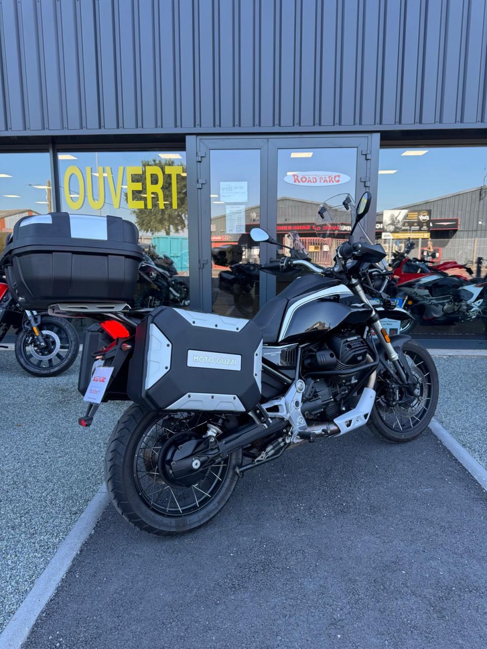 MOTO GUZZI V85 TT 850 4