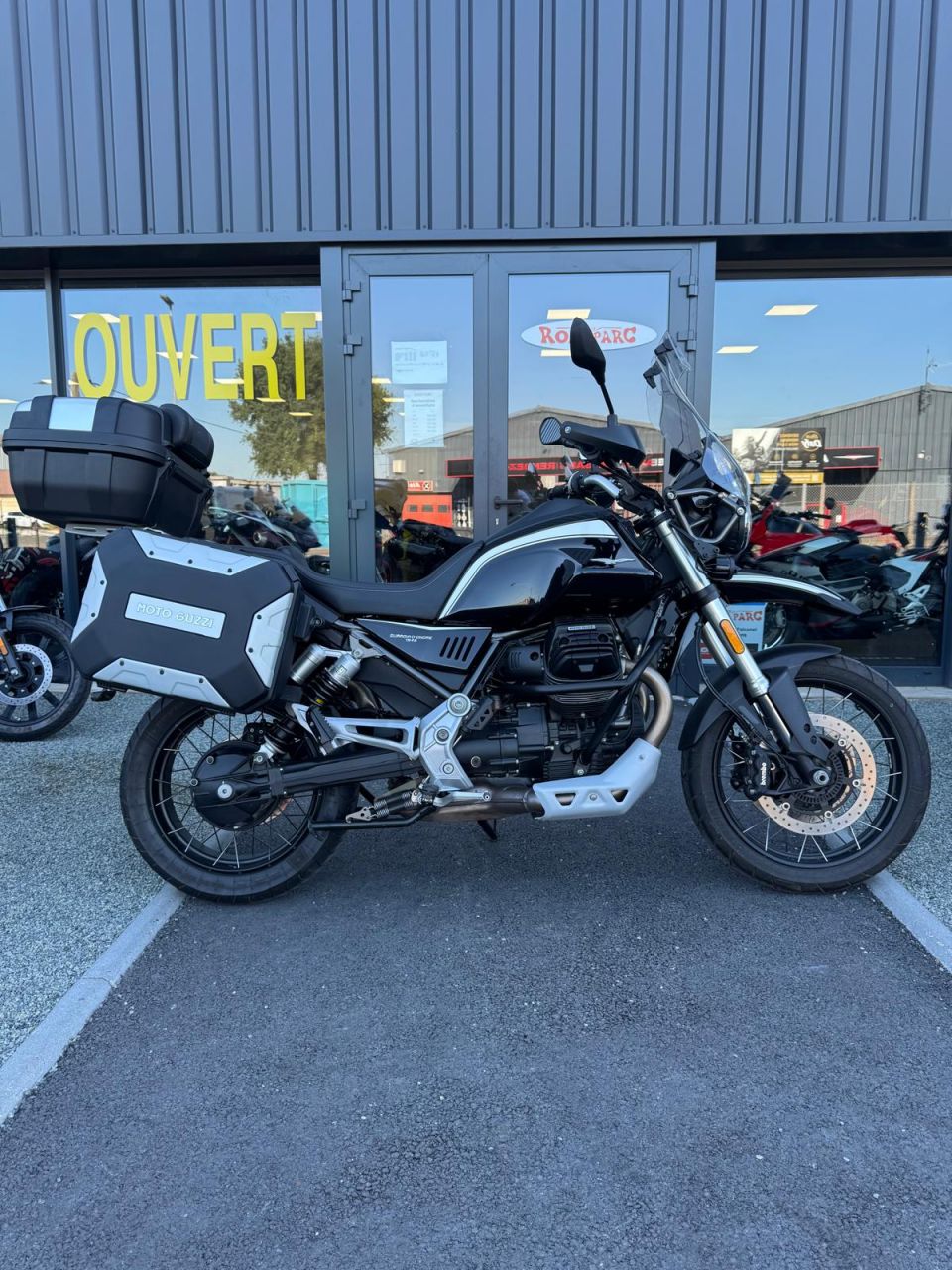 MOTO GUZZI V85 TT 850 4