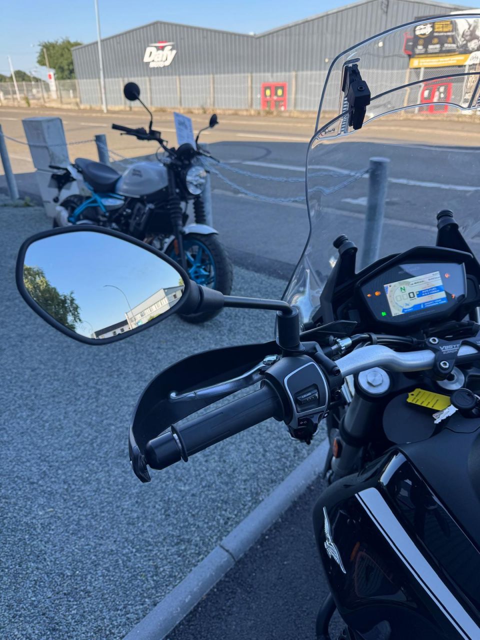 MOTO GUZZI V85 TT 850 4