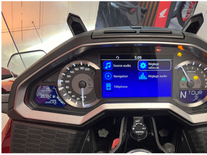 HONDA GoldWing Touring DCT Airbag 4