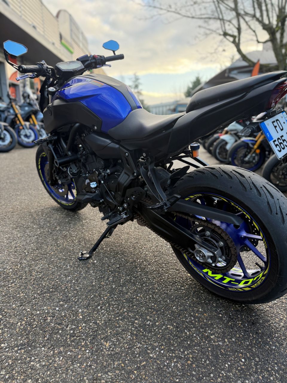 YAMAHA MT-07 (47.5CV) 4
