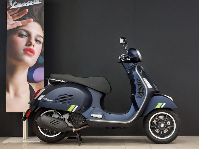 VESPA GTS 125IE SUPER 4
