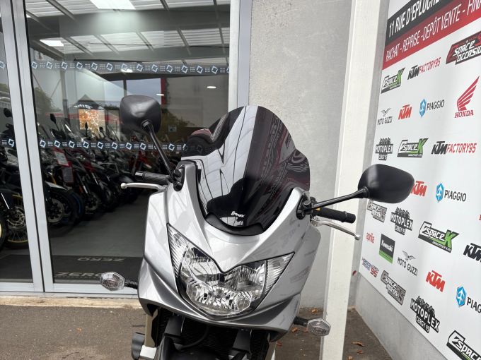 SUZUKI GSF 650 S BANDIT 4