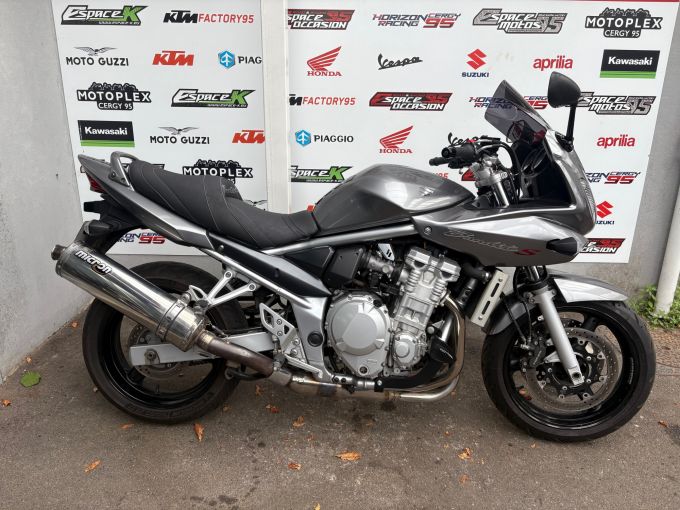 SUZUKI GSF 650 S BANDIT 4