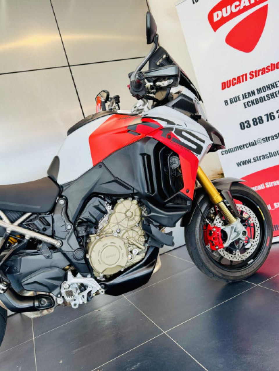 DUCATI MULTISTRADA V4 4