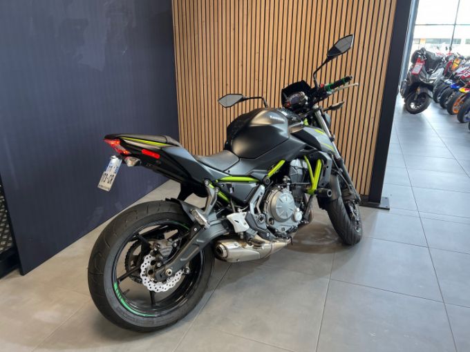 KAWASAKI Z650 ABS 4