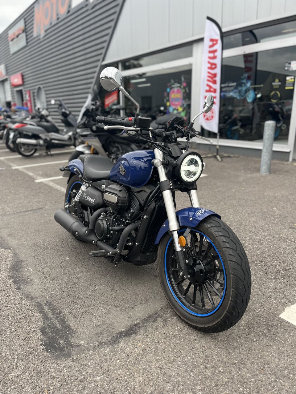 ARCHIVE MOTORCYCLE BLACKPEARL 4