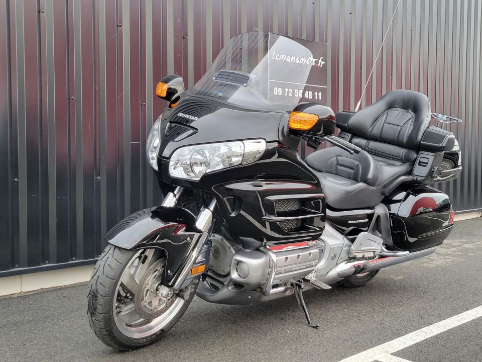 HONDA GL1800 GOLDWING 4