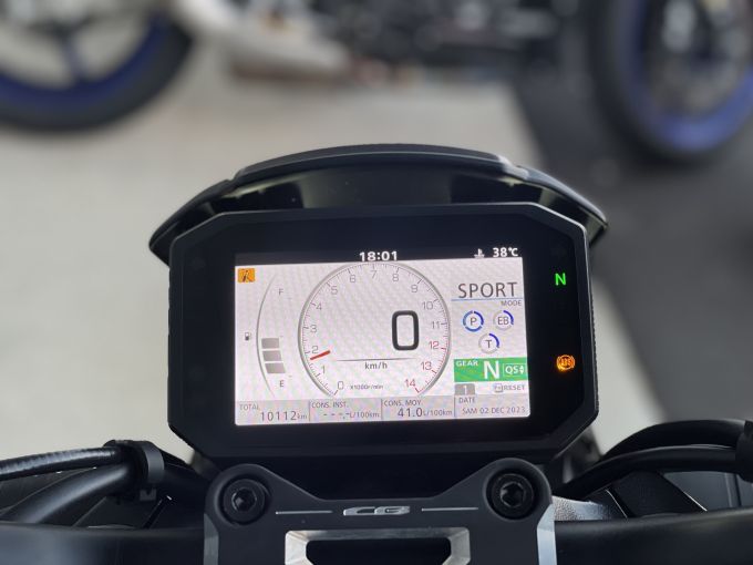HONDA CB 1000 R 4
