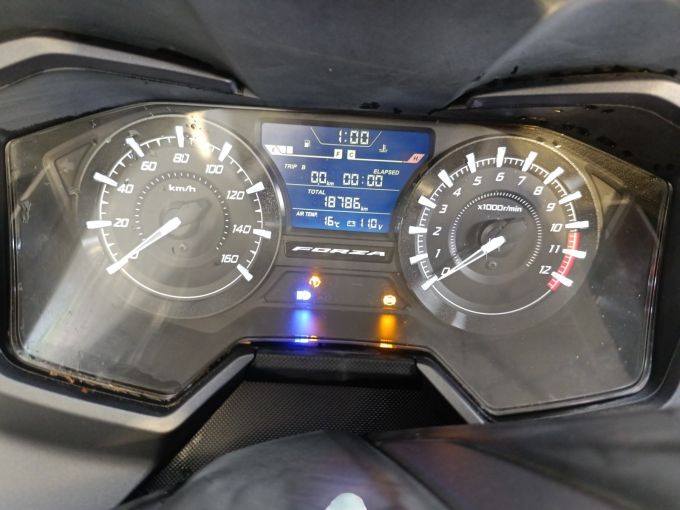 HONDA NSS FORZA  125AD 4