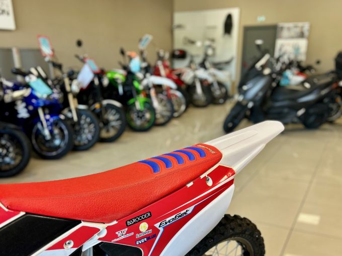 TM CROSS 4