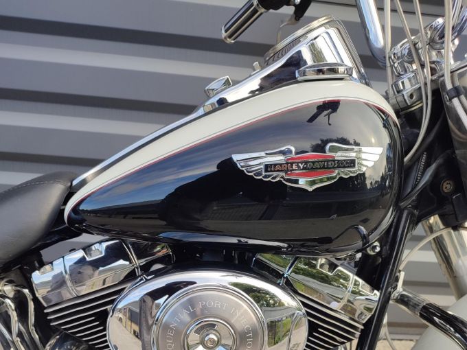 HARLEY-DAVIDSON SOFTAIL DELUXE 1450 4