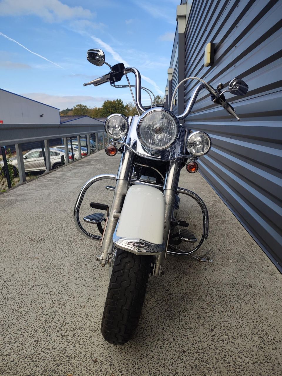 HARLEY-DAVIDSON SOFTAIL DELUXE 1450 4