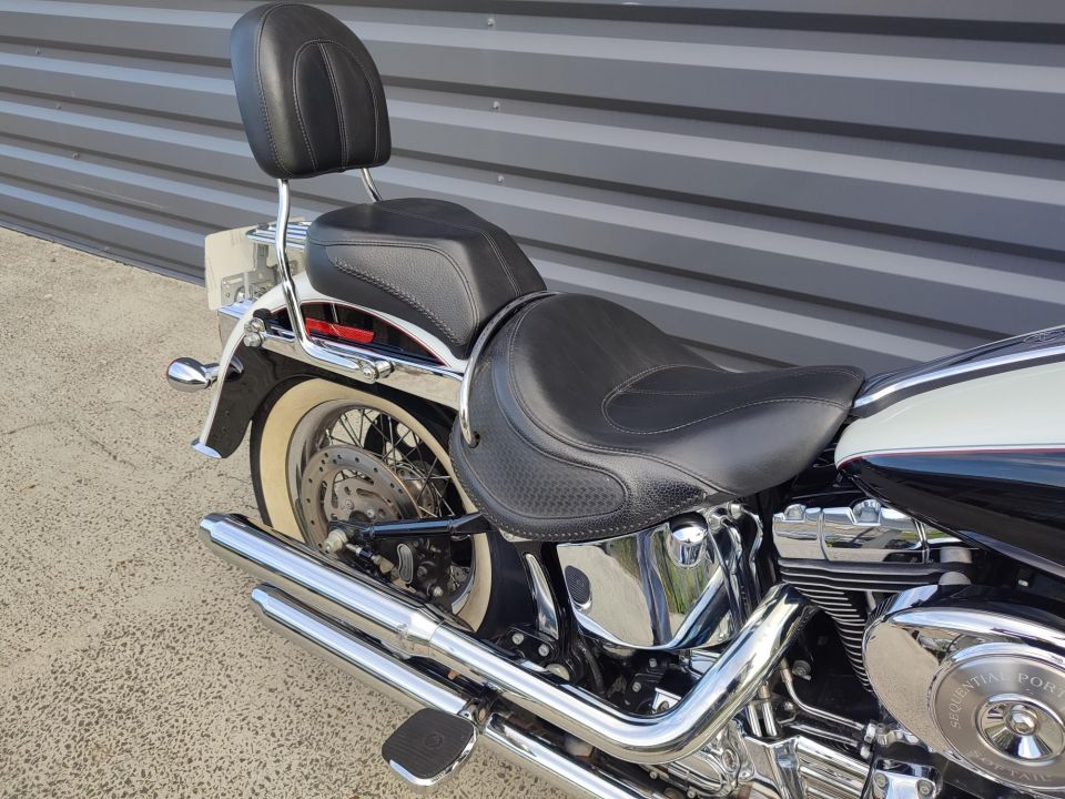 HARLEY-DAVIDSON SOFTAIL DELUXE 1450 4