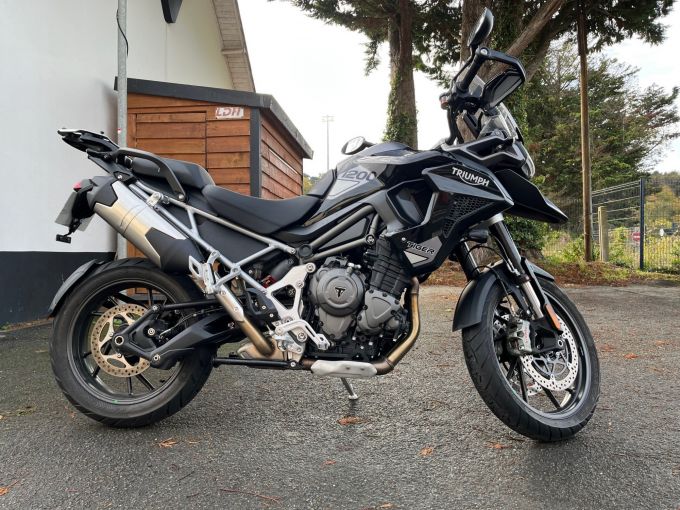 TRIUMPH TIGER 1200 GT PRO 4