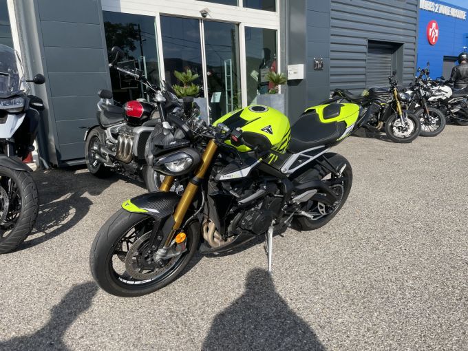 TRIUMPH STREET TRIPLE 795 MOTO 2 4