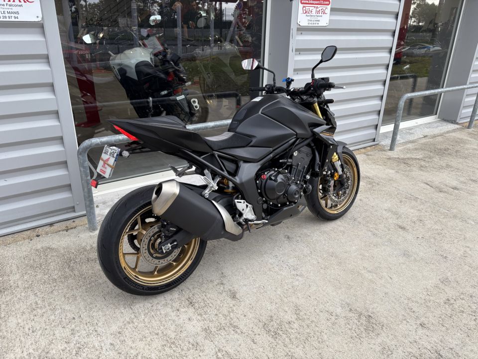 HONDA CB 1000 Hornet 4