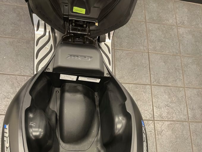 PIAGGIO MP3 310 HPE SPORT 4
