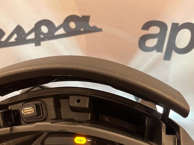 PIAGGIO MP3 310 HPE SPORT 4