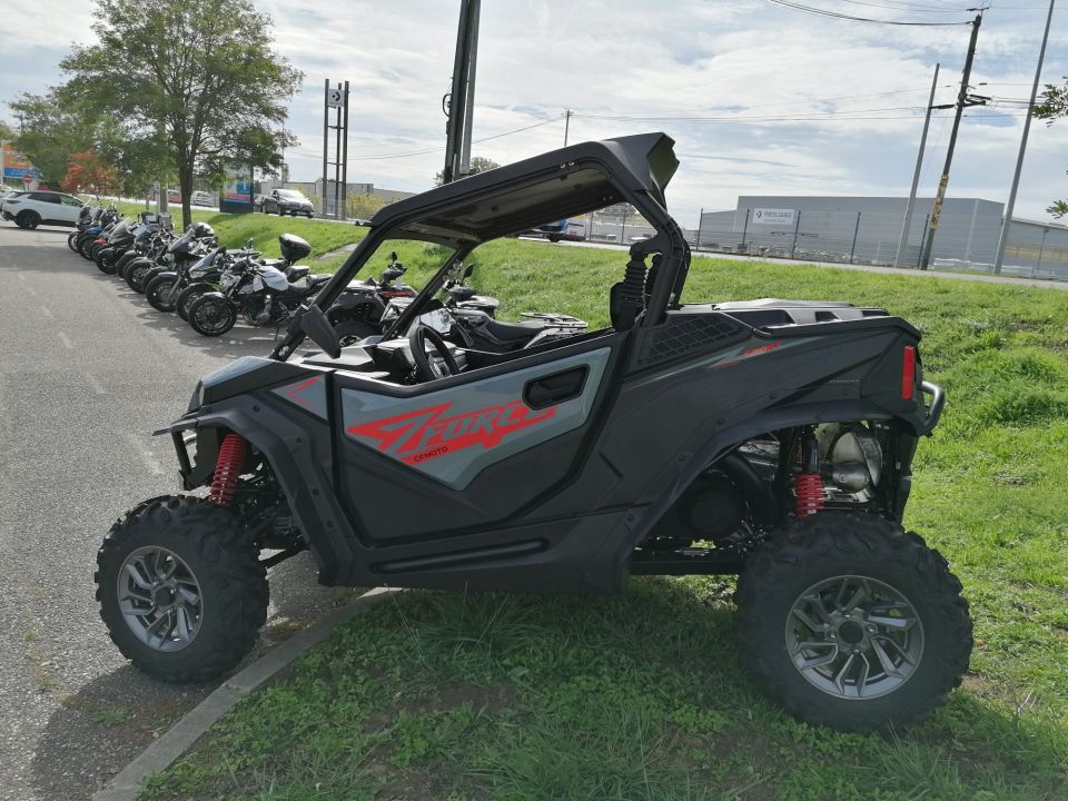 CF MOTO ZFORCE 950 4