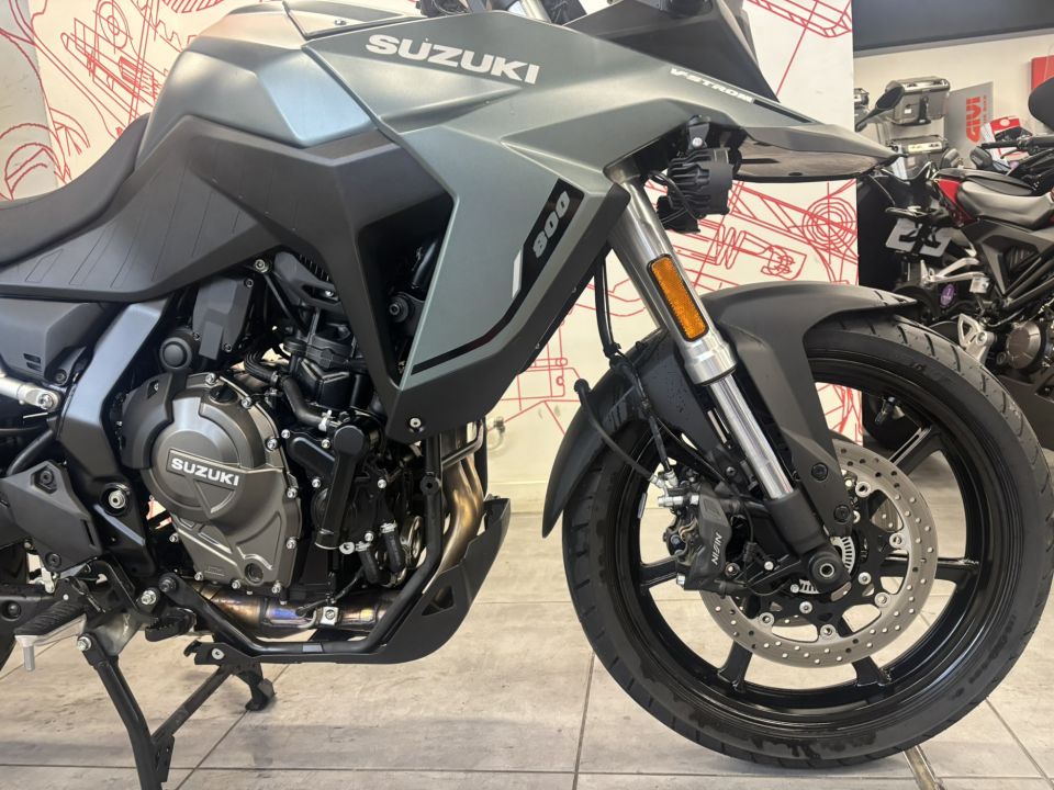 SUZUKI DL V-STROM 800DE 4