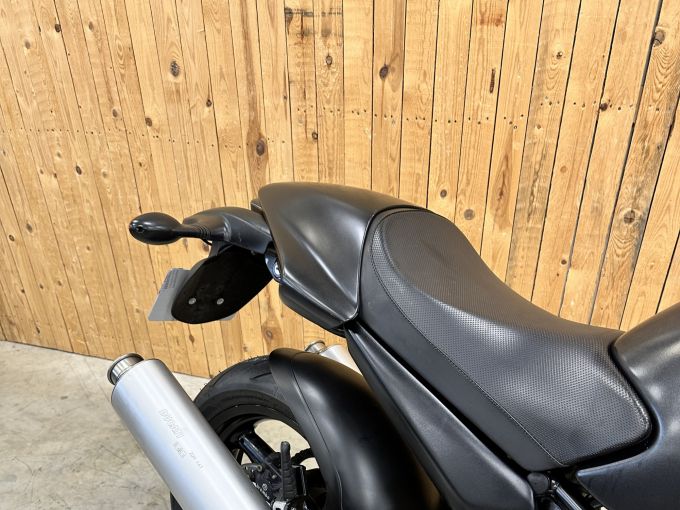 DUCATI MONSTER 695 4