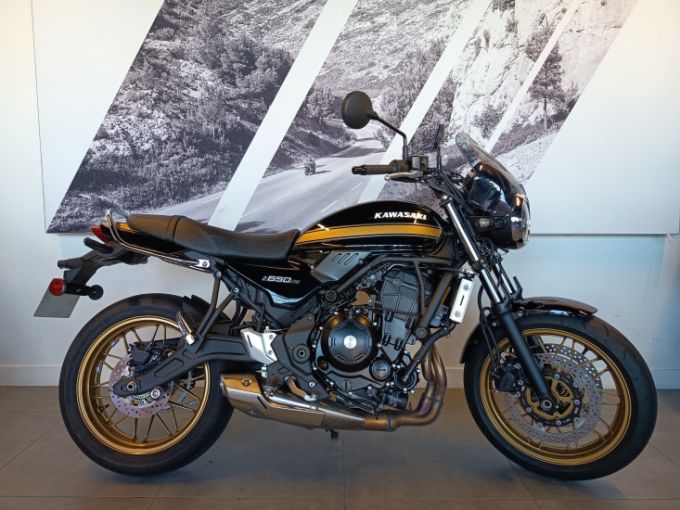 KAWASAKI Z 650 RS 4