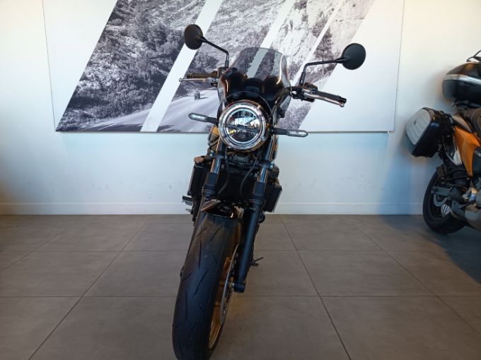 KAWASAKI Z 650 RS 4