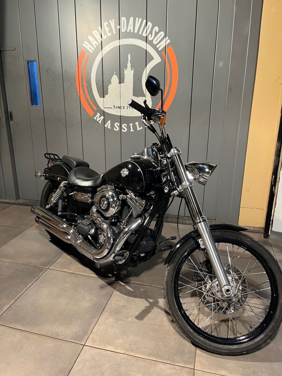 HARLEY-DAVIDSON DYNA WIDE GLIDE 1584 4