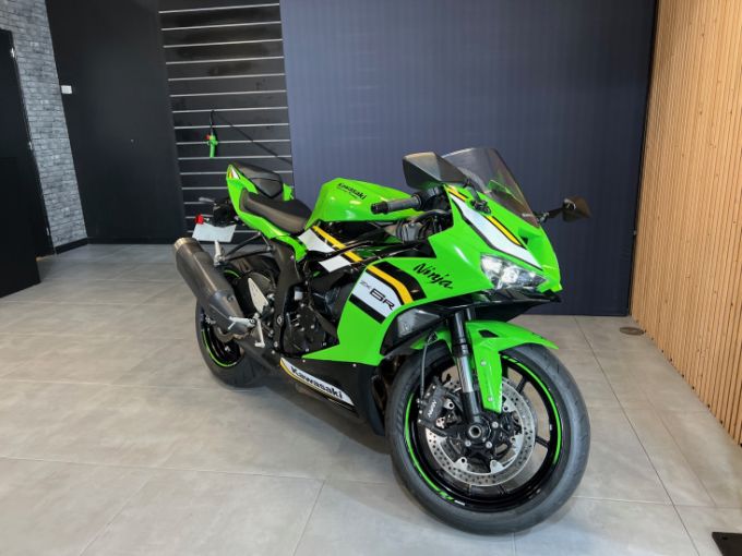 KAWASAKI ZX-6R 636 4