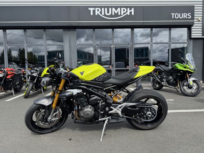TRIUMPH Speed Triple 1200 RX 4