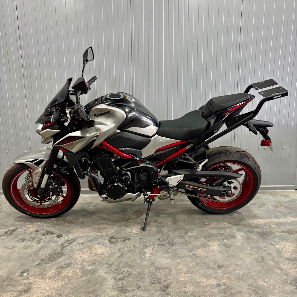 KAWASAKI Z 900 4