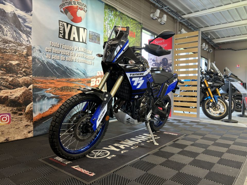 YAMAHA XTZ TENERE 700 4