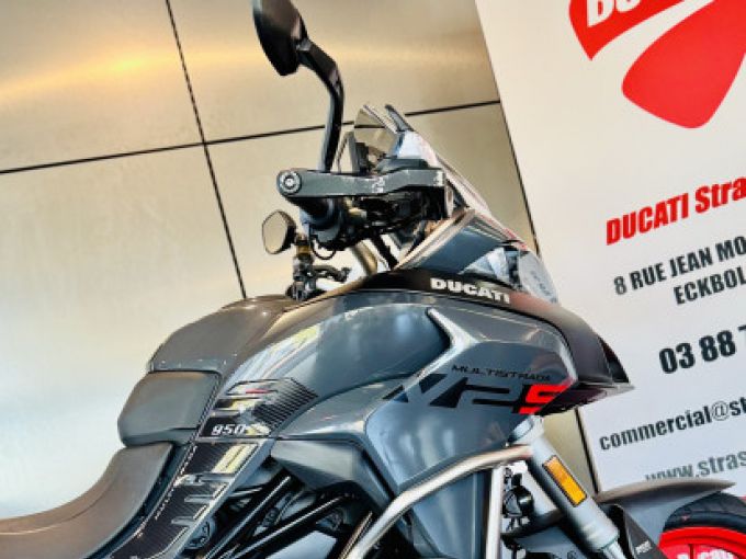 DUCATI MULTISTRADA V2 S 4