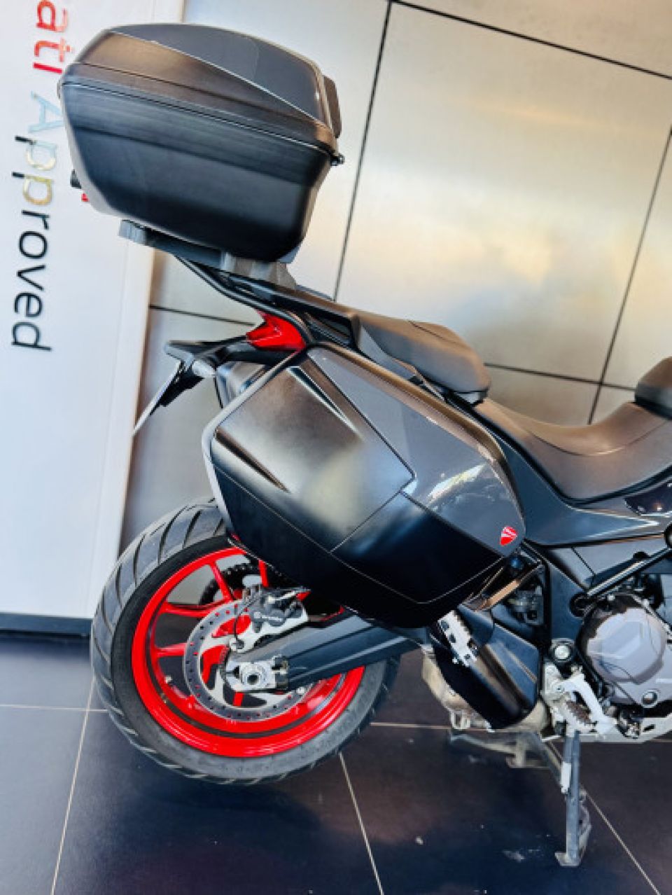 DUCATI MULTISTRADA V2 S 4