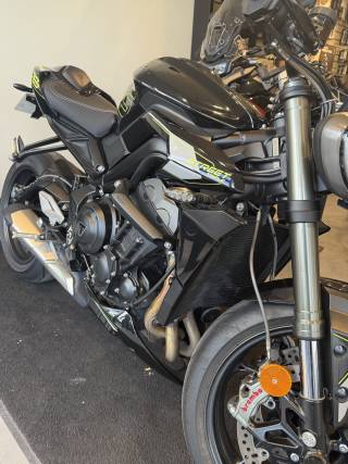 TRIUMPH STREET TRIPLE 765 RS - 2025