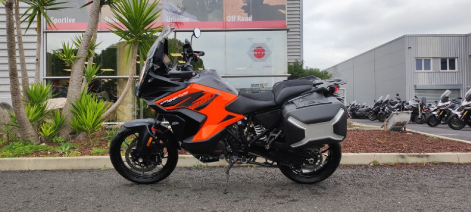 KTM 1290 SUPER ADVENTURE S 4