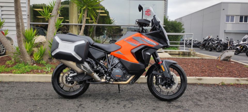 KTM 1290 SUPER ADVENTURE S 4