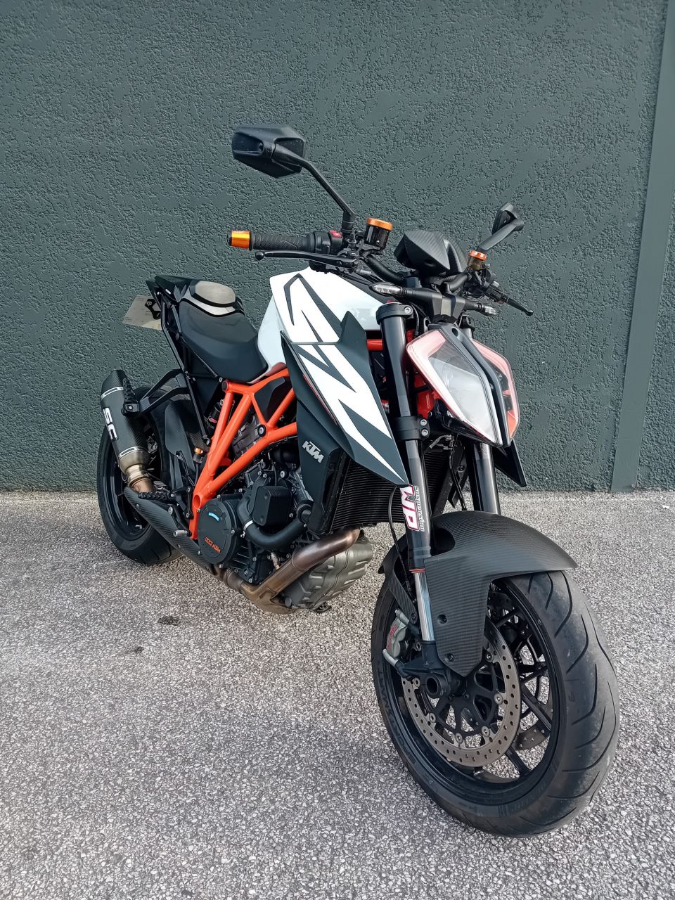 KTM 1290 SUPER DUKE R 4